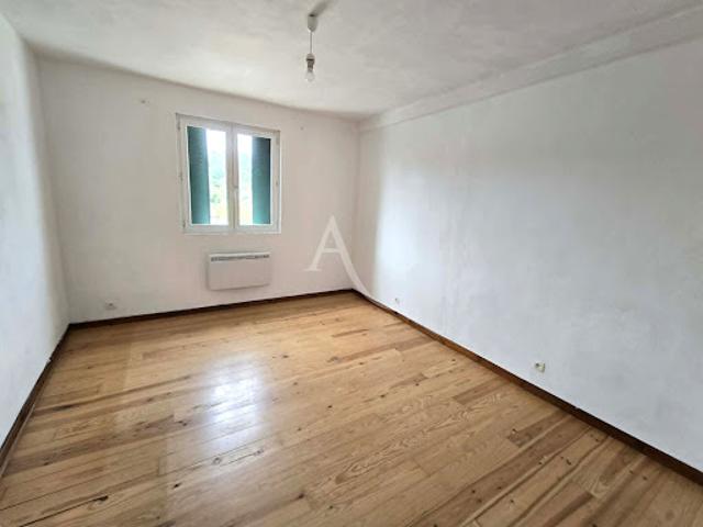 Location Maison 7 pièces 111 m2 Bougue