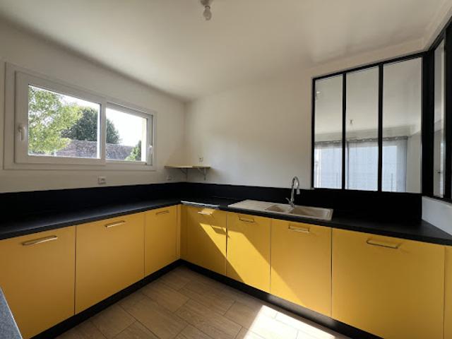 Location Maison 7 pièces 135 m2 Sargé lès le Mans