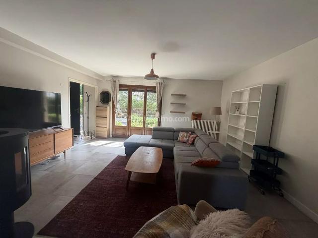 Location Maison 7 pièces 130 m2 à La Chapelle des Fougeretz