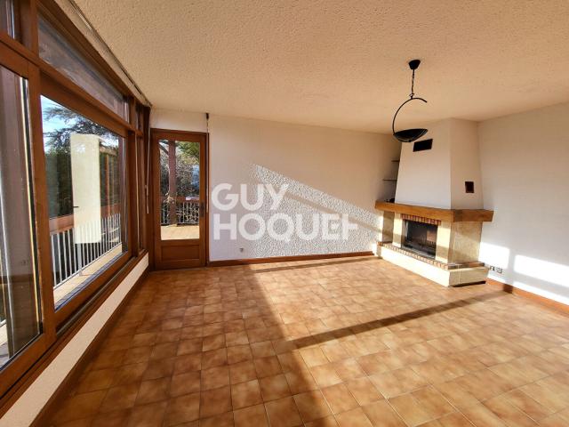 LOCATION: maison 7 pièces 130 m² à QUINCIE EN BEAUJOLAIS