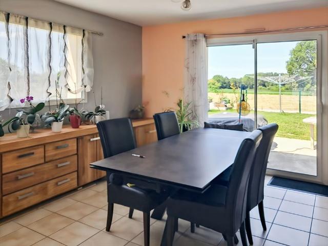 Location Maison 7 pièces 145m² SENS DE BRETAGNE 35490