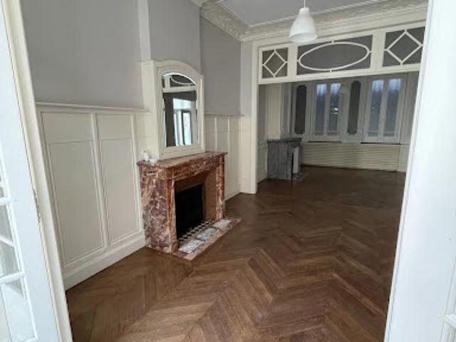 Location Maison 7 pièces 155.02 m2 Saint Quentin