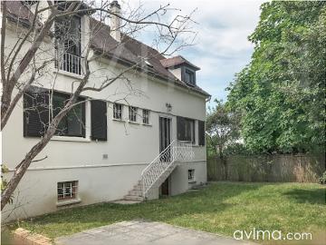 Location Maison 7 pièces 158 m2 Saint Nom la Bretèche
