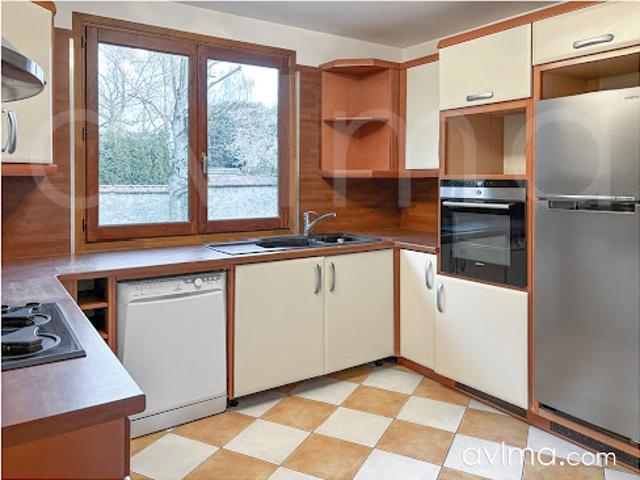 Location Maison 7 pièces 158 m2 Saint Nom la Bretèche