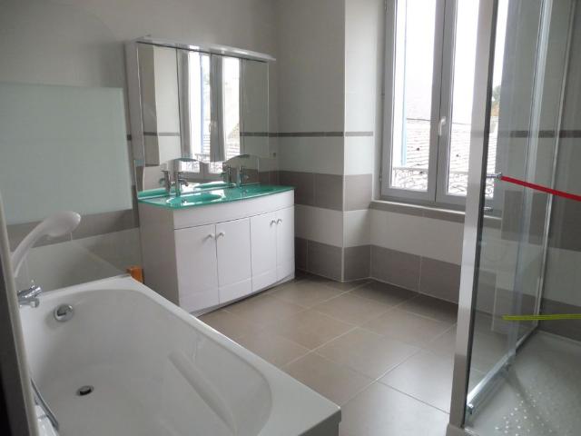 Location Maison 7 pièces 150m² HERICY 77850