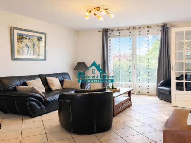 Location maison 7 pièces 151 m²