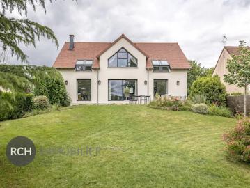 Location Maison 7 pièces 151.86 m2 Montfort l'Amaury