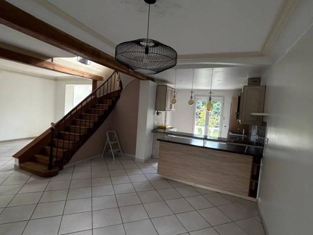 Location Maison 7 pièces 164m² ENGHIEN LES BAINS 95880