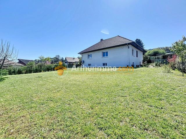 Location Maison 7 pièces 160 m2 à Domarin