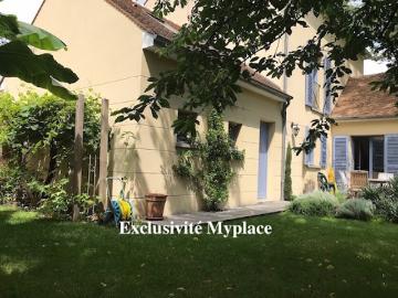 Location Maison 7 pièces 160 m2 Les Loges en Josas