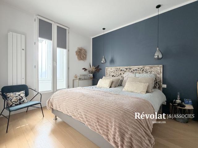 Location Maison 7 pièces 162m² BORDEAUX 33000