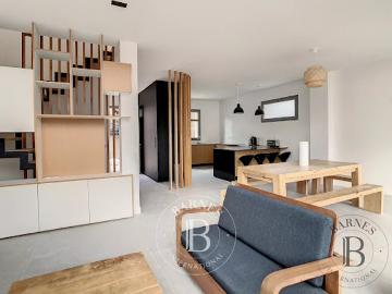 Location Maison 7 pièces 179.39 m2 Chaville