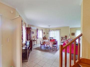 Location Maison 7 pièces 184m² STE FOY LES LYON 69110