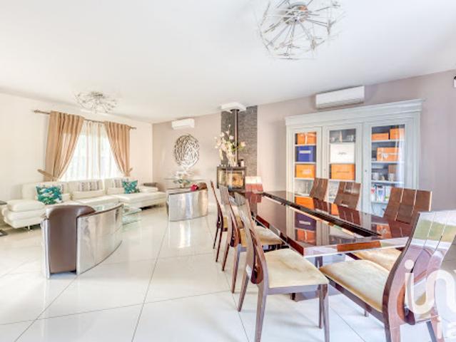 Location Maison 7 pièces 180 m2 Paray Vieille Poste