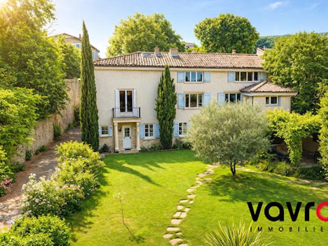 Location Maison 7 pièces 192.42 m2 Collonges au Mont d'Or
