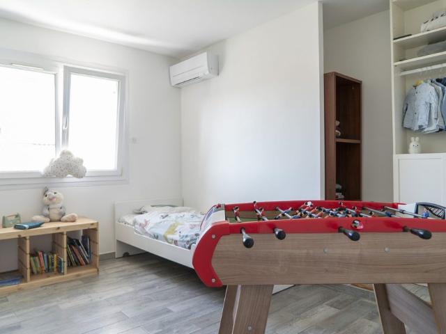 Location Maison 7 pièces 211m² PEROLS 34470