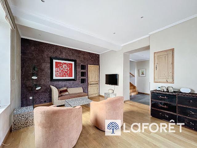 Location Maison 7 pièces 224 m2 Champagne au Mont d'Or