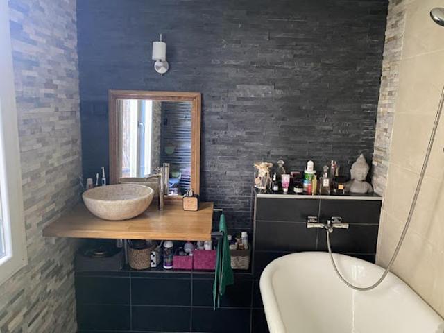 Location Maison 7 pièces 222 m2 Cranves Sales