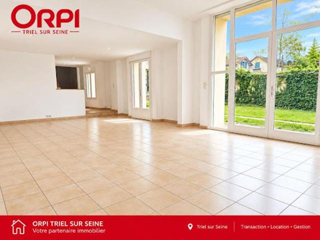 Location Maison 7 pièces 248.76 m2 Triel sur Seine