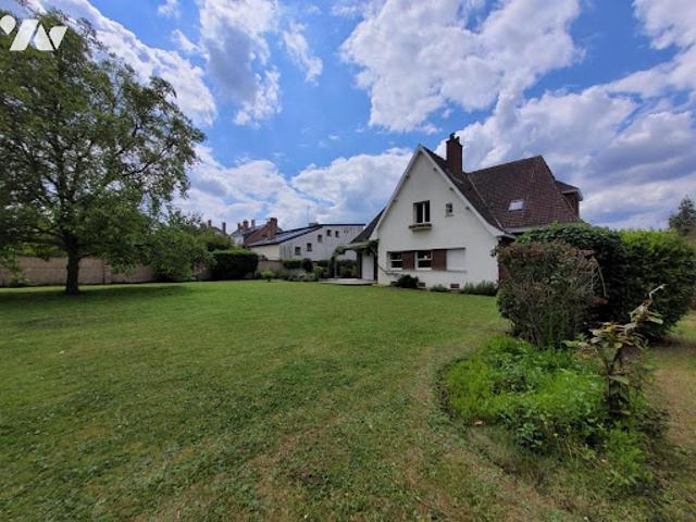 Location Maison 7 pièces 243 m2 Amiens