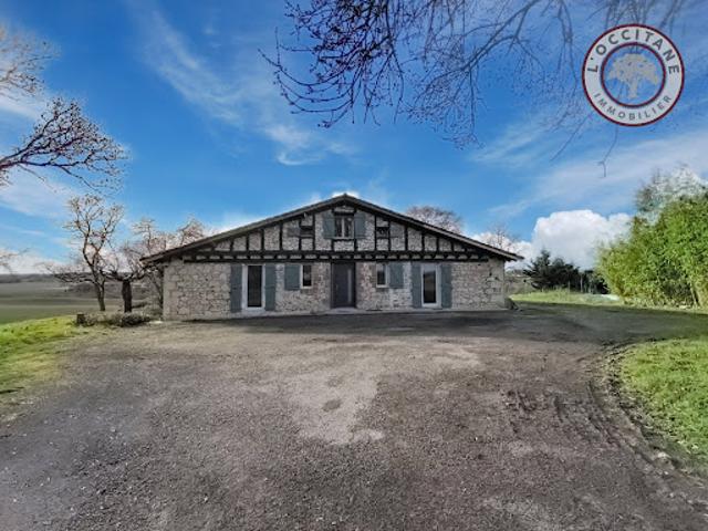 Location Maison 7 pièces 250 m2 Touget