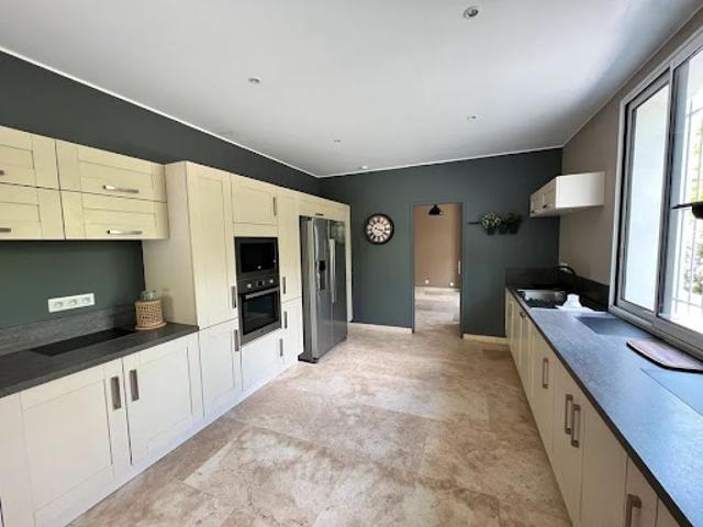 Location Maison 7 pièces 275 m2 Montpellier