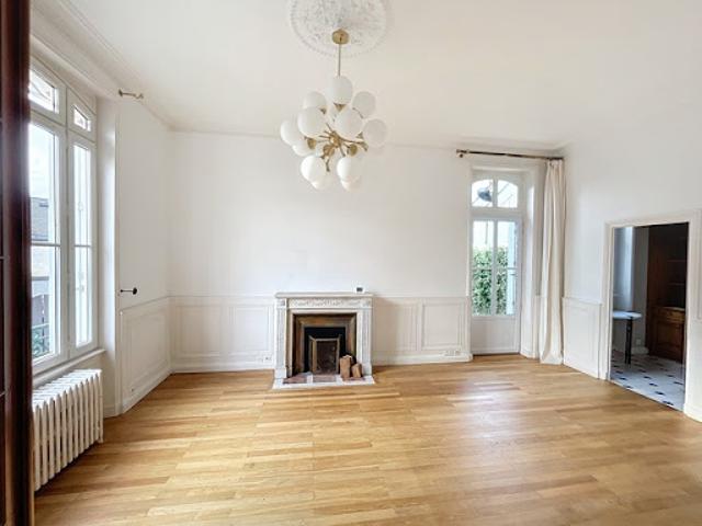 Location Maison 7 pièces 284 m2 La Rochelle