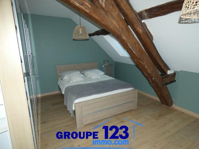Location Maison 7 pièces 283m² BONNARD 89400