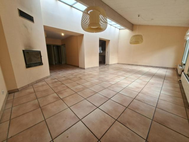 Location Maison 7 pièces 293m² CLERMONT FERRAND 63000