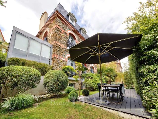Location maison 7 pièces Saint Cloud 92