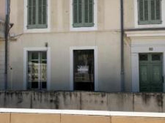 location maison 7 place d' assas 3 pièces 45 m2 gard 30900 803 €