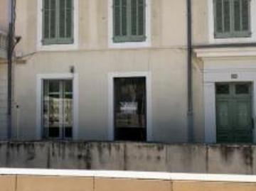 location maison 7 place d' assas 3 pièces 45 m2 gard 30900 803 €