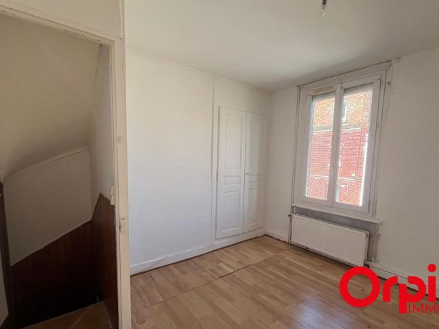 Location maison, 43.3 m² T 3 à Amiens, 650 €