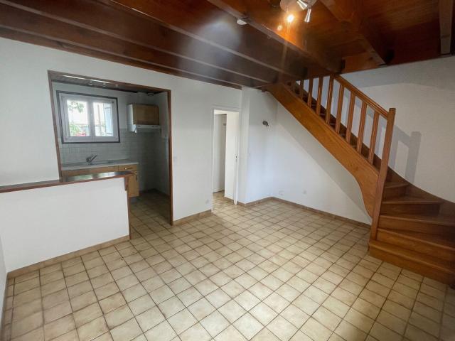 Location maison, 45.61 m² T 3 à Serris, 930 €