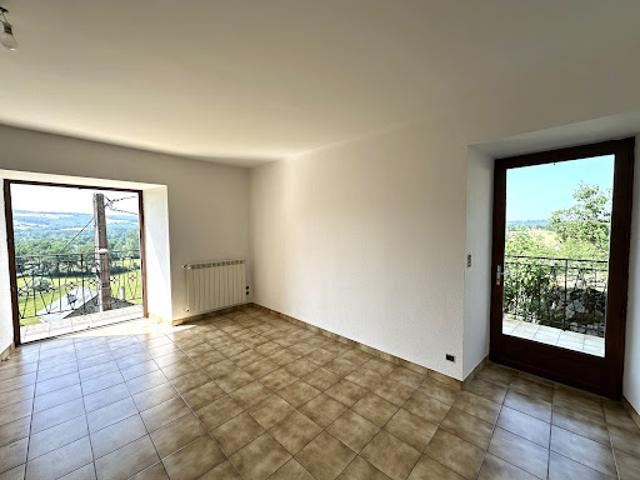 Location Maison 4 pièces 104.72 m2 Montrozier