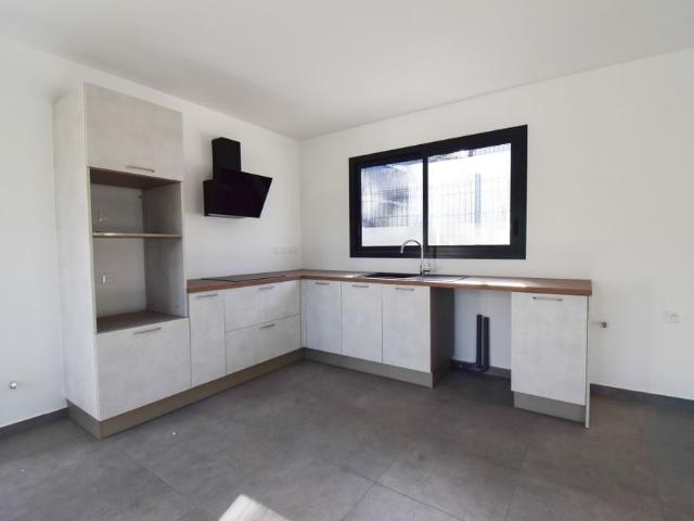 Location Maison 4 pièces 104m² ST DENIS 97490