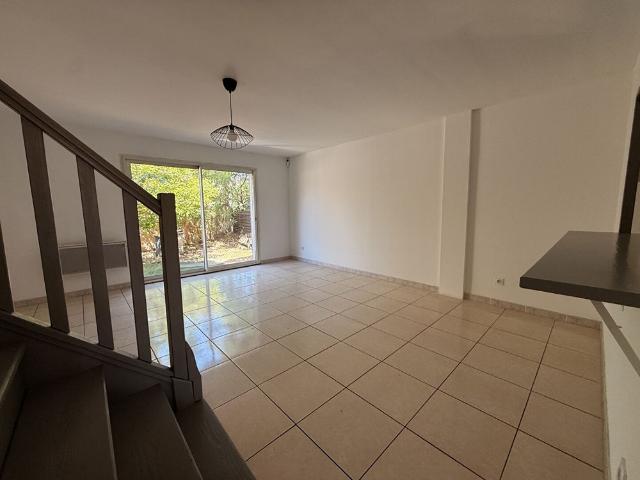 Location maison 4 pièces, 105.00m², Carcassonne