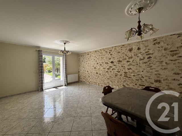 Location Maison 4 pièces 105m² FAREMOUTIERS 77515