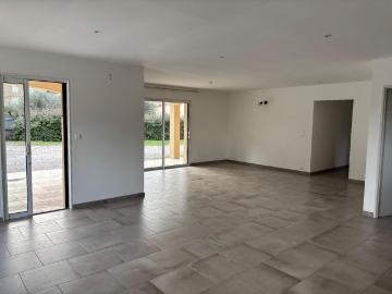 Location Maison 4 pièces 105m² GRAVIERES 07140