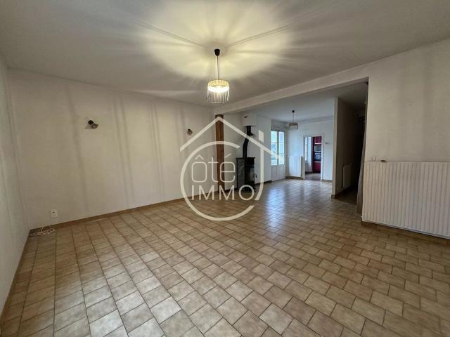 Location Maison 4 pièces 105m² STE FOY LA GRANDE 33220