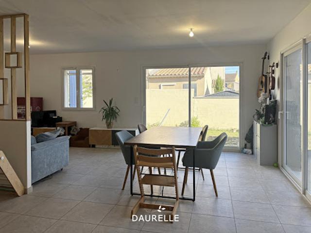 Location Maison 4 pièces 106 m2 Chateaurenard