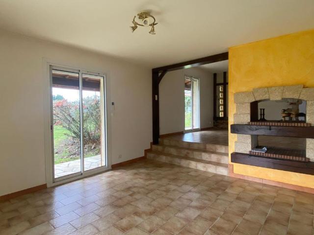 Location Maison 4 pièces 106m² AIRE SUR L ADOUR 40800