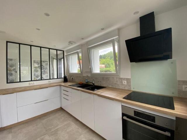 Location Maison 4 pièces 106m² ST CYR SUR LOIRE 37540