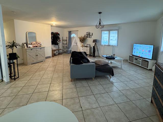 Location Maison 4 pièces 108.72 m2 Saint Sulpice de Pommeray