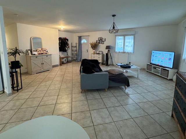 Location maison 4 pièces, 108.72m², Saint Sulpice de Pommeray