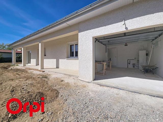 Location Maison 4 pièces 109 m2 Meyrié
