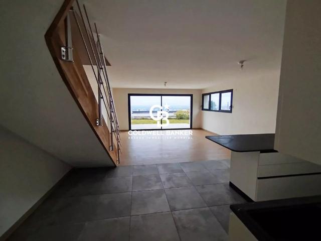 Location Maison 4 pièces 109m² VETRAZ MONTHOUX 74100