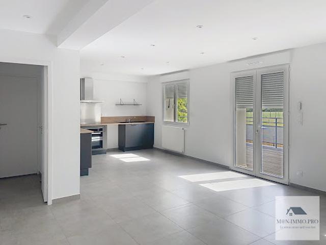 Location Maison 4 pièces 100 m2 Maen Roch