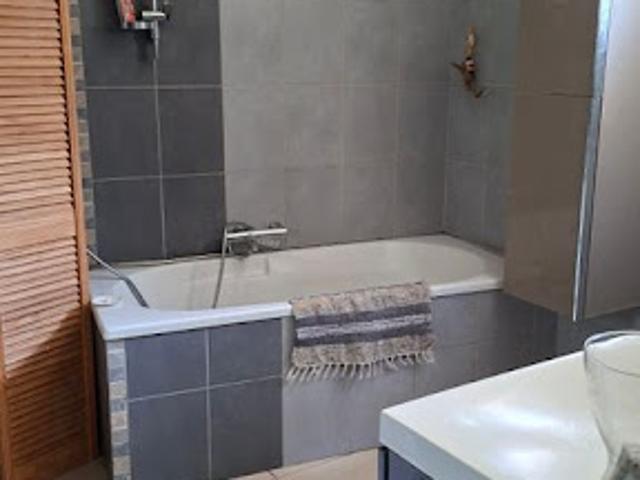 Location Maison 4 pièces 100 m2 Saint Bauzille de Putois