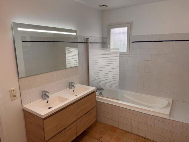 Location Maison 4 pièces 100m² ROBIAC ROCHESSADOULE 30160